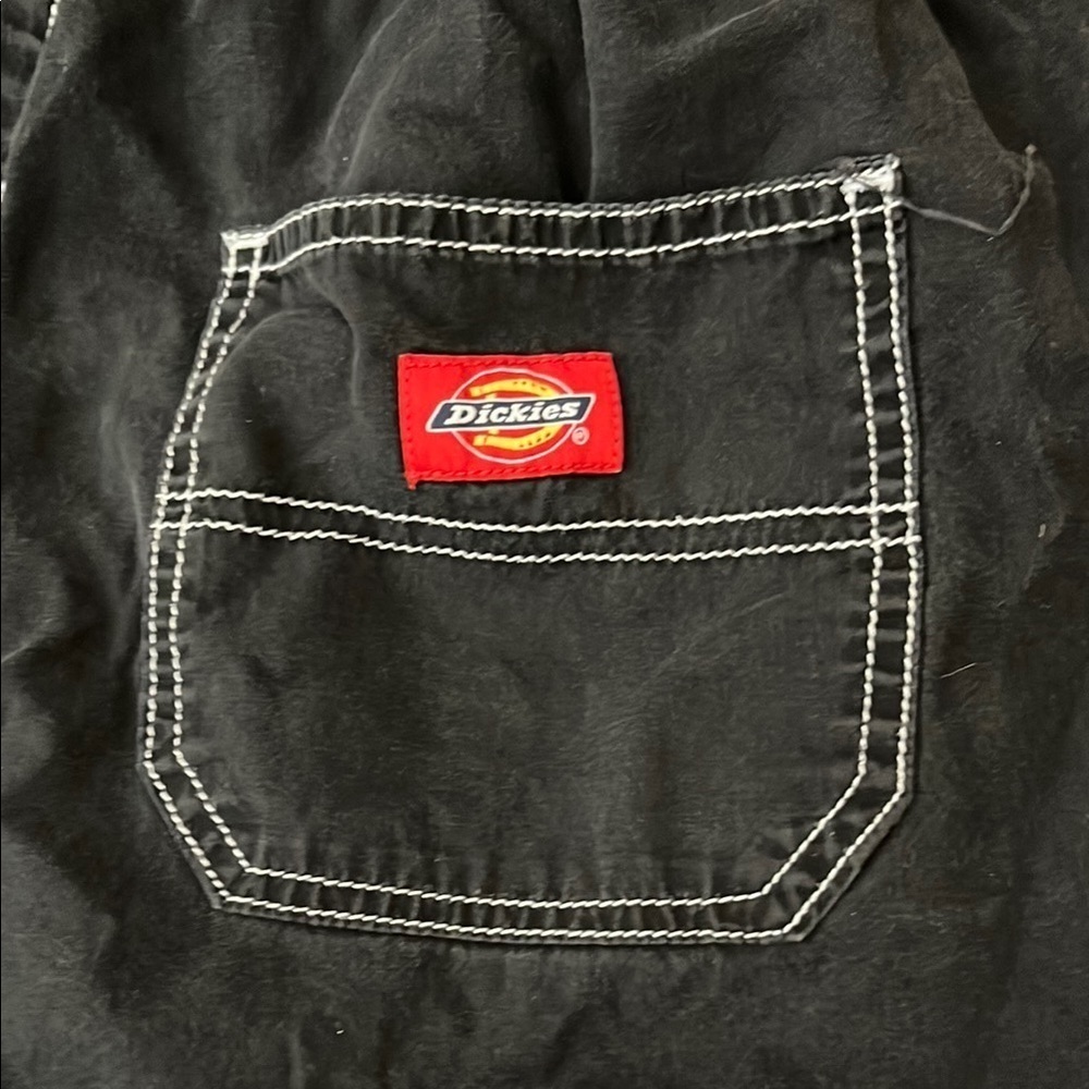 Dickies Black Women's Shorts Size M - Picture 3 of 4